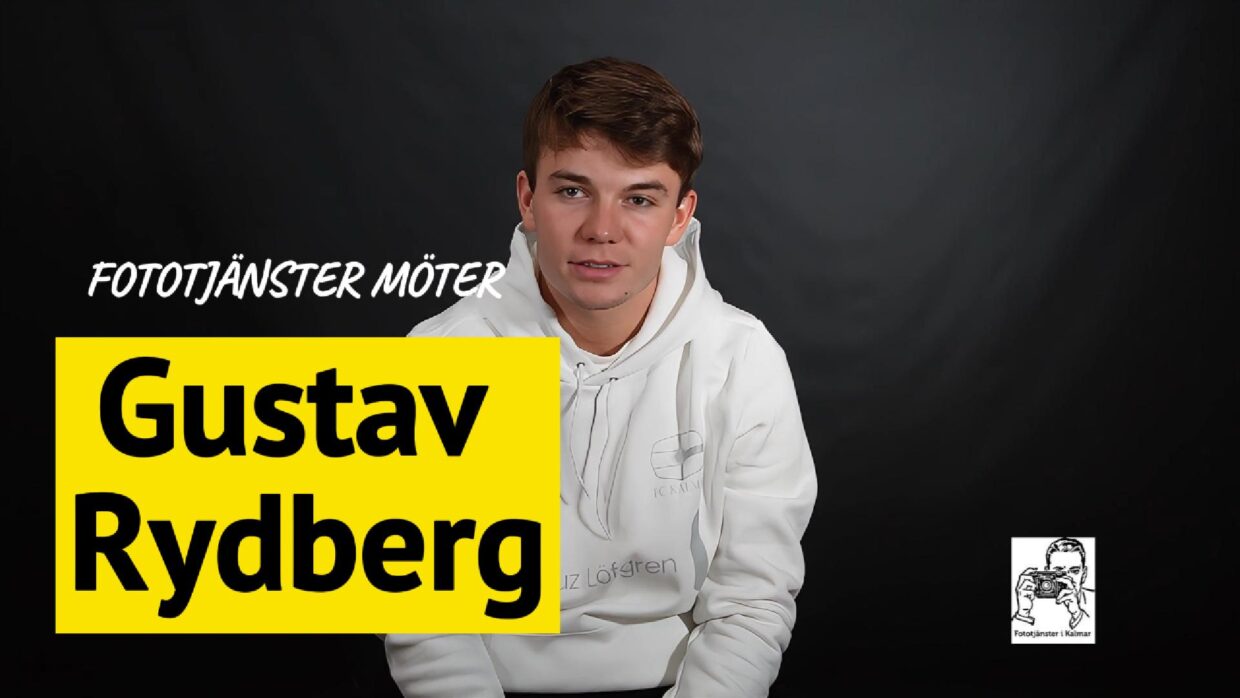 Elegant tidskriftsomslag med modern design och subtil färgsättning för september 2023.
