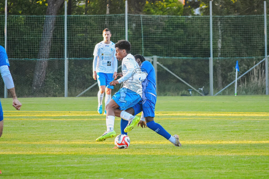 Tung Toyota Cup‑förlust för IFK Berga – passivitet och felpass bäddade för 1–3 mot Primetime FC