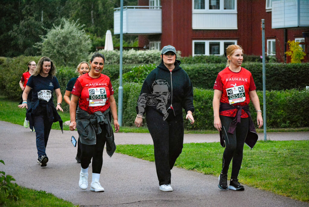 Folkfest i regnet – Bilderna från Blodomloppet Kalmar 2026